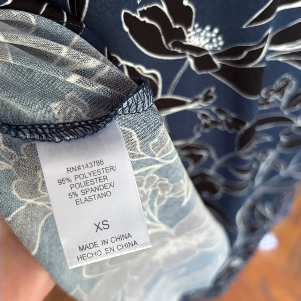 LAST CHANCE | NWT Leota Perfect Wrap Dress Classic Floral Dress - Picture 10 of 10